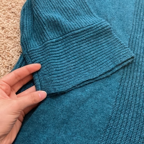 Loft Wool blend chunky long blue sweater size XS - Picture 2 of 3